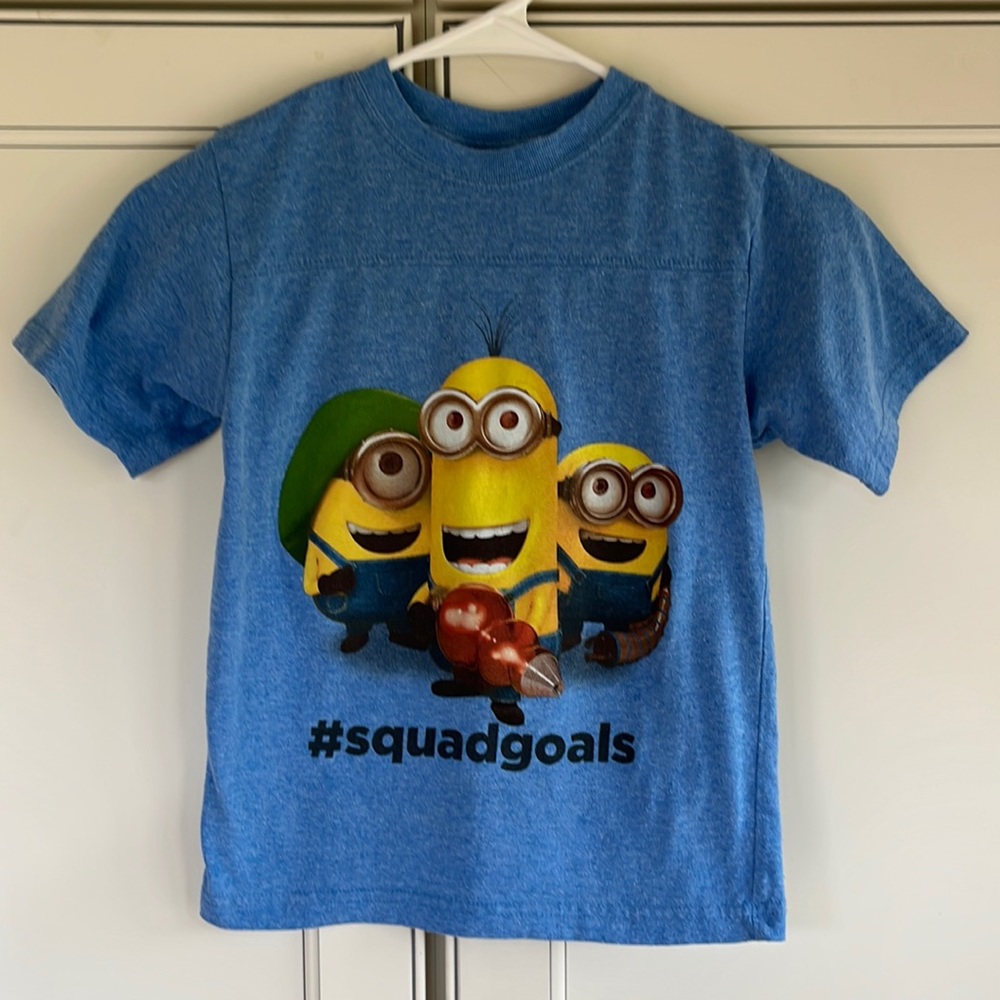Minions Short Sleeve Tee-size 6-7?